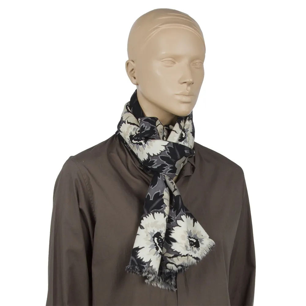 Etro Bufanda Flores Negro y Beige