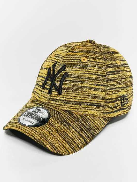 Gorra New Era Cap Adjustable 9FORTY New York Yankees Ref. 80680636115 amarilla/negra