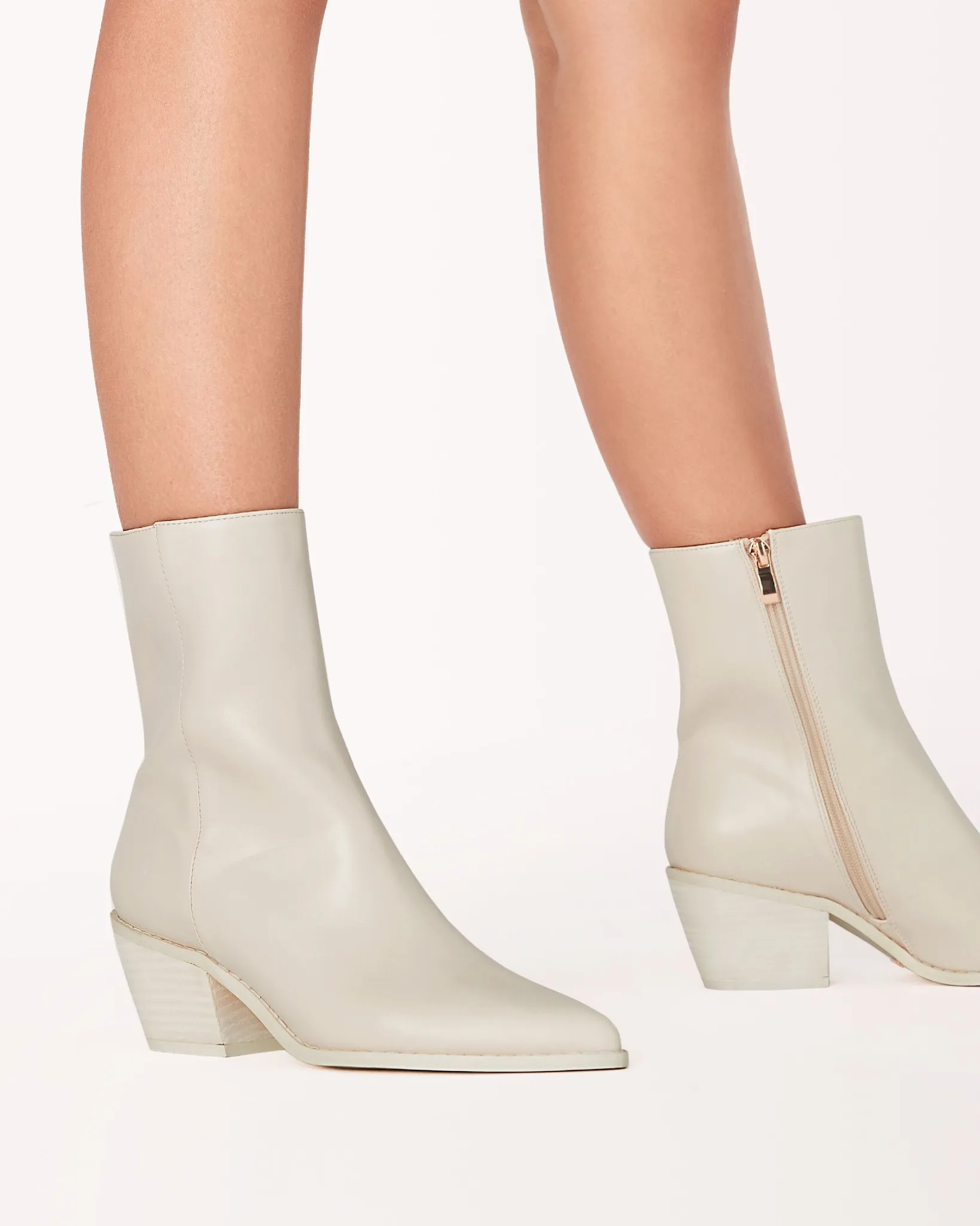 Naida Boot - Ivory