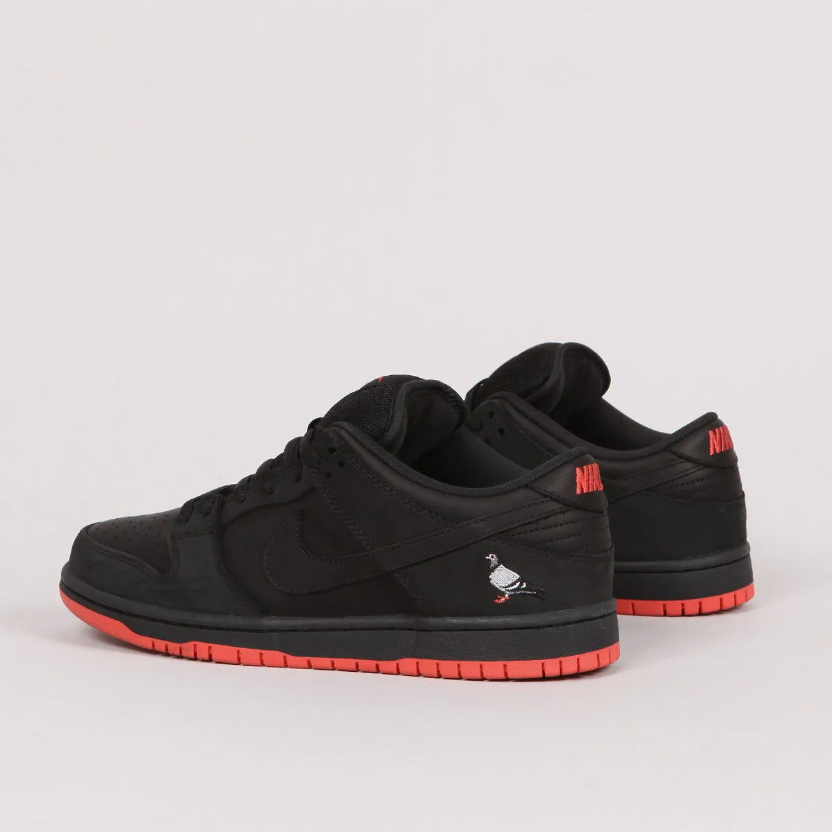 Nike SB Jeff Staple x Dunk Low Pro SB "Black Pigeon"