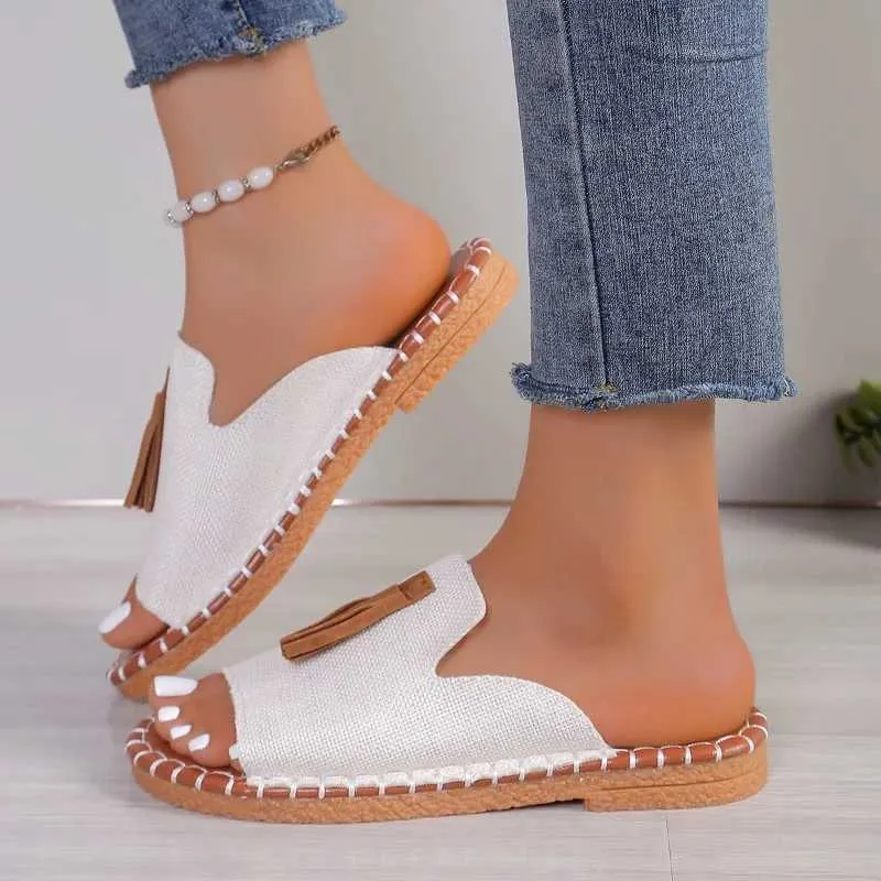 Playa para mujeres zapatillas navideñas informales 2024 Summer NUEVA Fashion Fringe zapatos planos al aire libre Sandalias abier