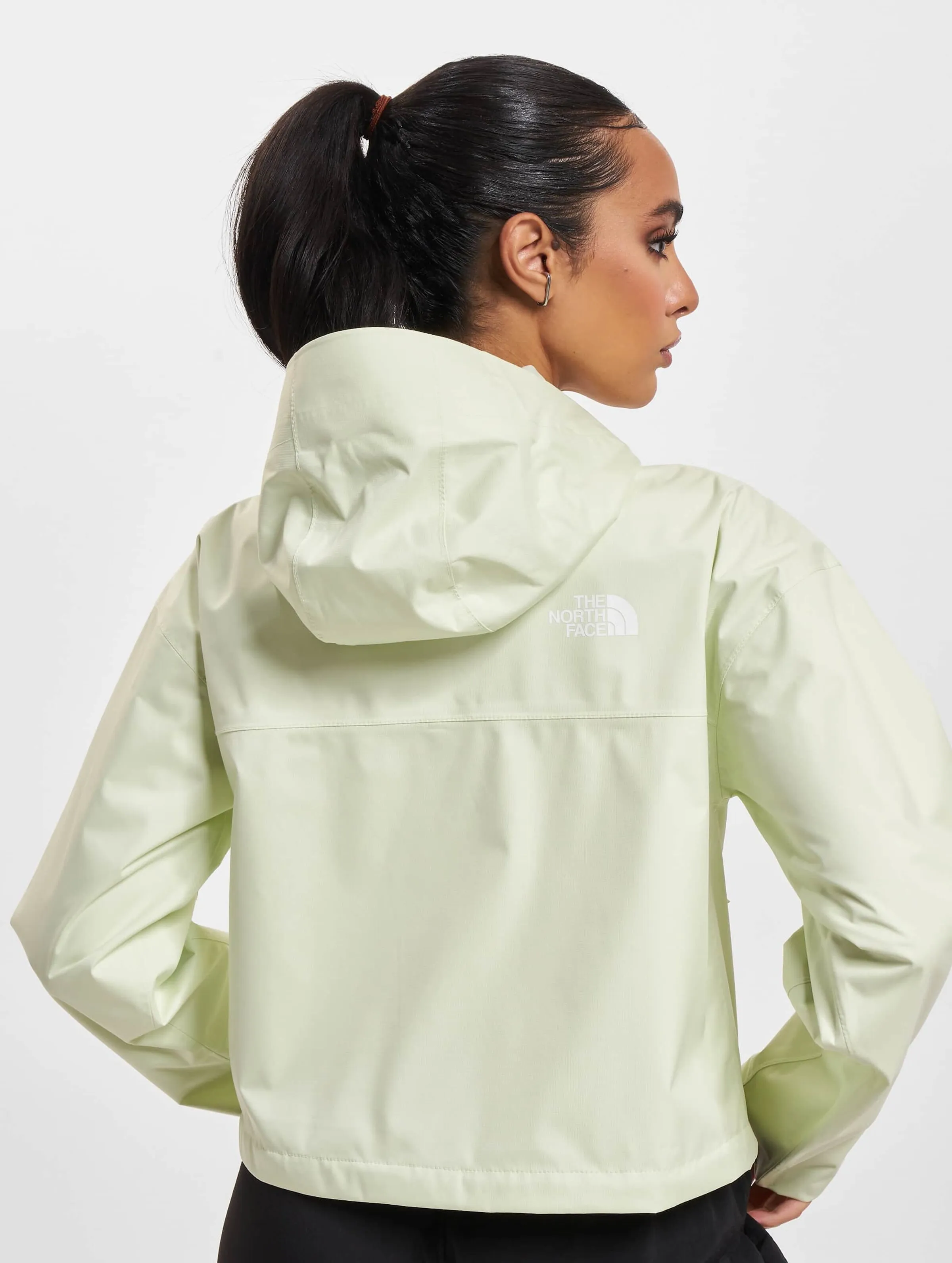 The North Face Cropped Quest Jacket