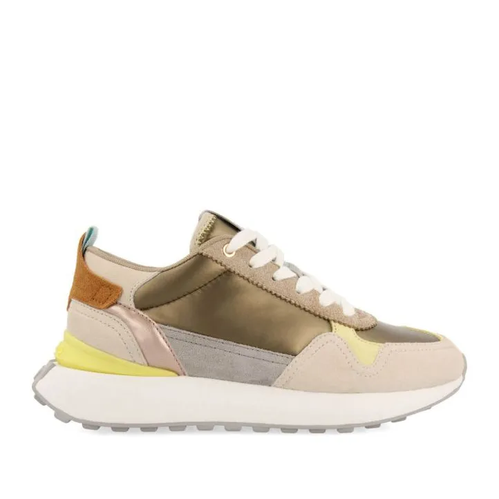 Zapatillas urban Gioseppo retro doradas con detalles para mujer selkirk